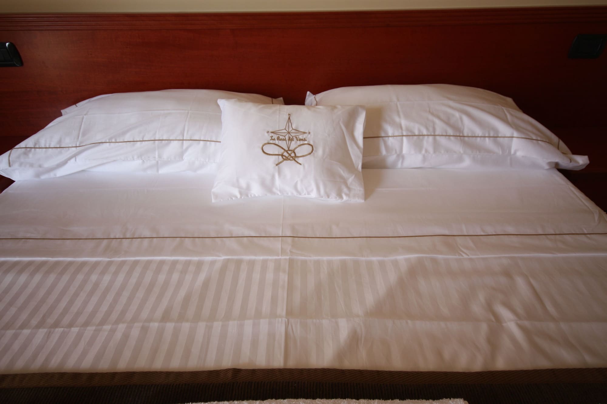 La Rosa Dei Venti Bed & Breakfast Zambrone Bagian luar foto