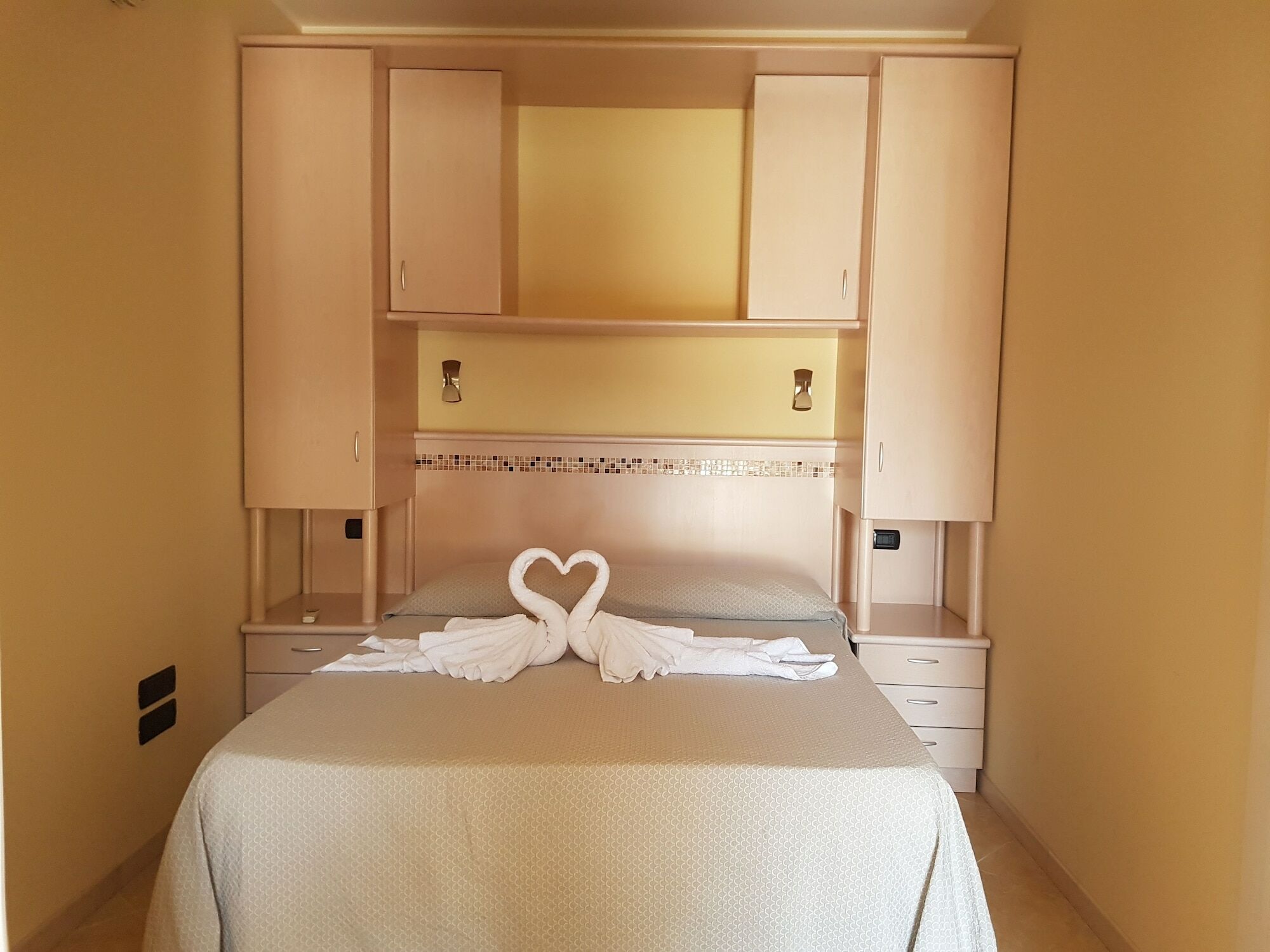 La Rosa Dei Venti Bed & Breakfast Zambrone Bagian luar foto