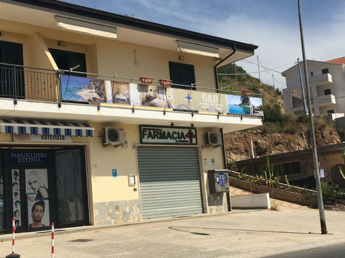 La Rosa Dei Venti Bed & Breakfast Zambrone Bagian luar foto