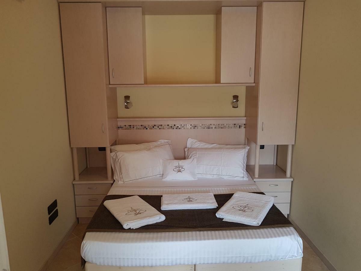 La Rosa Dei Venti Bed & Breakfast Zambrone Bagian luar foto