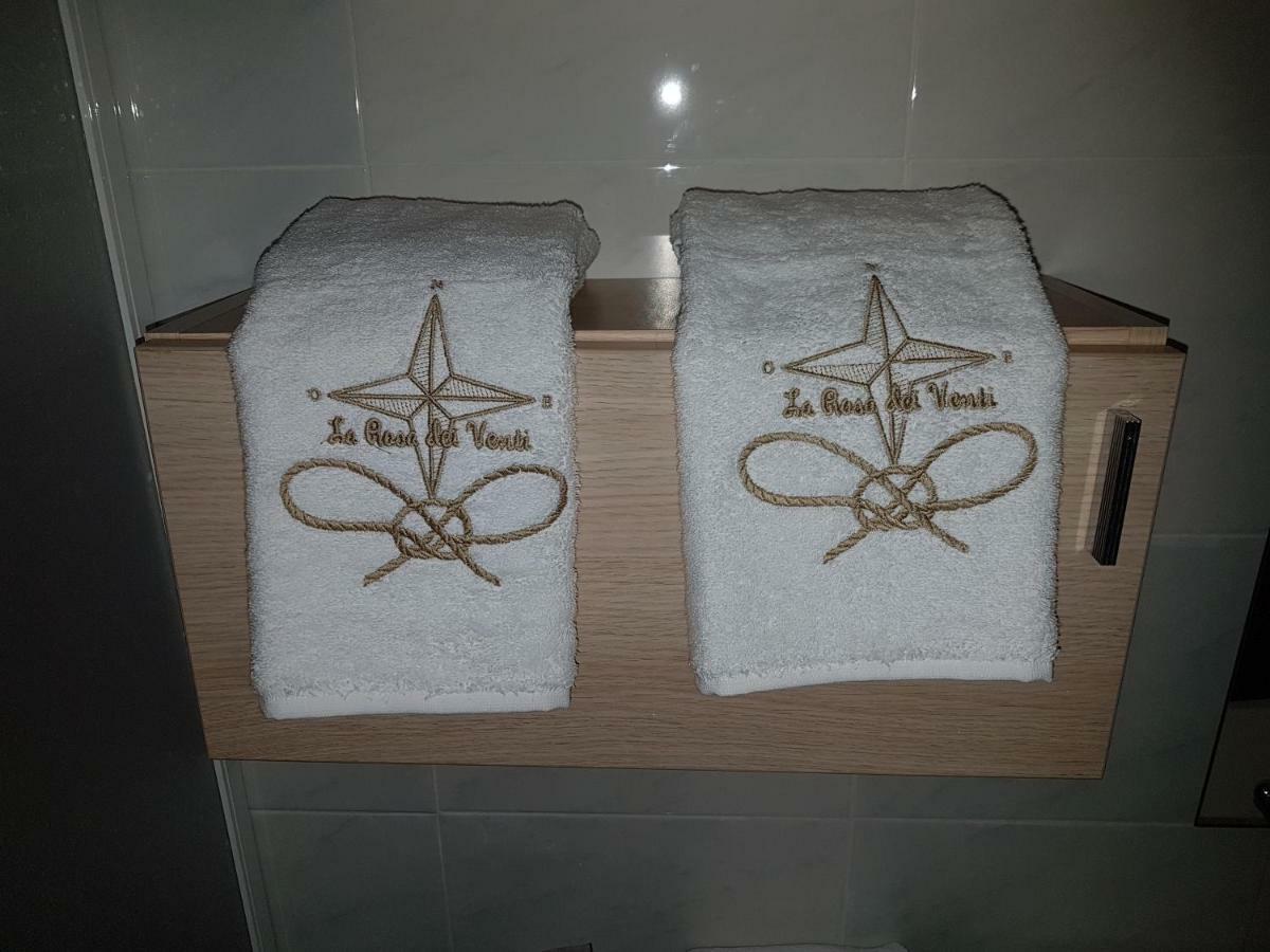 La Rosa Dei Venti Bed & Breakfast Zambrone Bagian luar foto